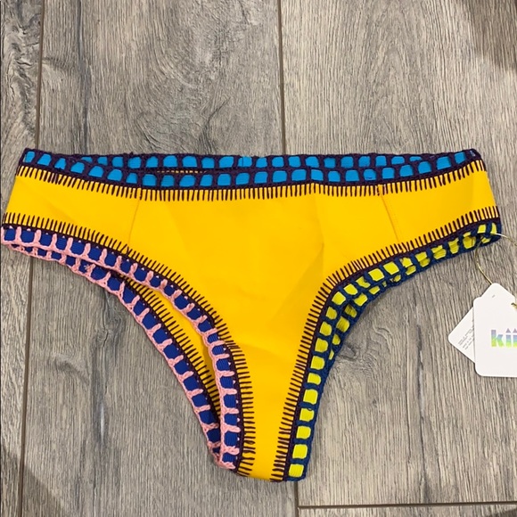 NEW • Kiini • RO Crochet Bikini Bottoms Yellow L - Picture 4 of 6
